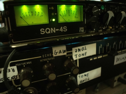 Musique amplifiée - Studio Théoulas
